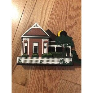 Sheila's Collectables Catfish Plantation Decorative Vintage New in Box 7 inch